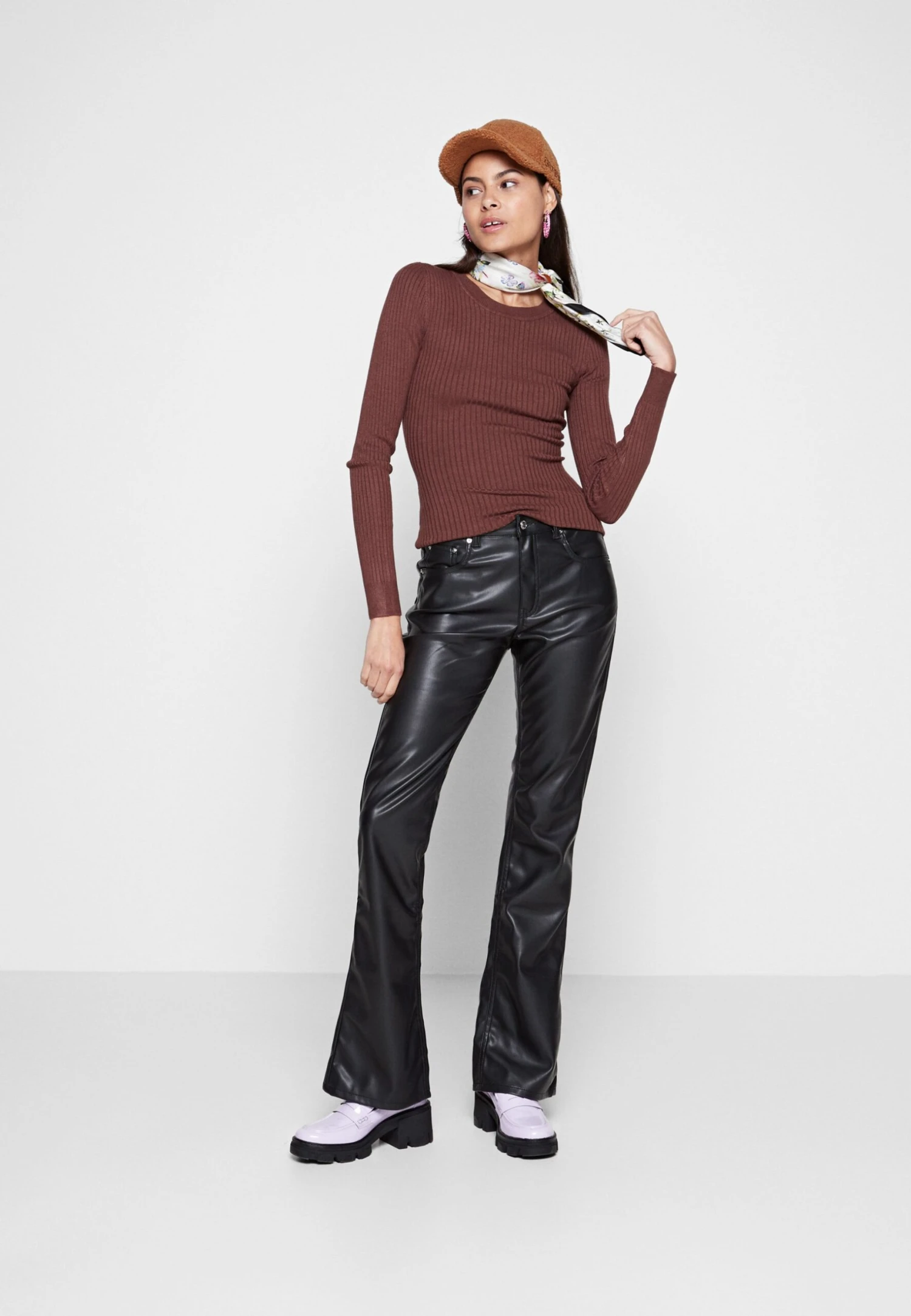 Even&Odd Trui - Brown 4 Even&Odd Trui - Brown - Afbeelding 2