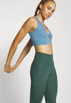 Sport-Bh Met Medium Support - Blue -Even&Odd 3144f57c70bc41ffb981a299e269dc94