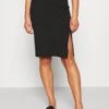 Even&Odd Basic - Midi Skirt With Slit - Kokerrok - Black 1 Even&Odd Basic - Midi Skirt With Slit - Kokerrok - Black -Even&Odd 35b759115643474dbb1641873d2f48ca