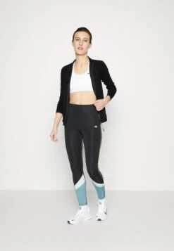 Trainingsvest - Black 8 Trainingsvest - Black -Even&Odd 4b69830f1363499fb19d577764dd8242