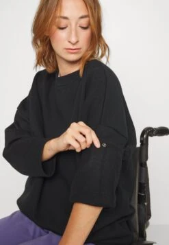 Even&Odd Sweater - Black 19 Even&Odd Sweater - Black -Even&Odd 4d47409051d94877a0f4c635d0d50457