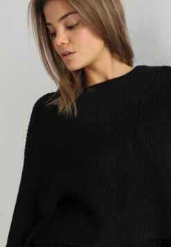 Even&Odd Cropped Jumper - Trui - Black -Even&Odd 7158b709a0b24b25bcc975a88a9dfa80