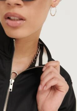 Even&Odd Bomberjacks - Black 11 Even&Odd Bomberjacks - Black -Even&Odd 744089ea1dcc4ee0a9c4ad087e2035ad