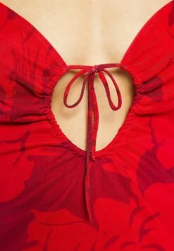 Even&Odd Eo-Ss23-C083-Sj / Strappy All Over Mesh Midi Low V Neck Dress / 302 - Red_917 - Multi-Coloured - Jurk - 302 - Red_917 - Multi-Coloured 17 Even&Odd Eo-Ss23-C083-Sj / Strappy All Over Mesh Midi Low V Neck Dress / 302 - Red_917 - Multi-Coloured - Jurk - 302 - Red_917 - Multi-Coloured -Even&Odd 7de2763c0043482092aa3d2eee879c66