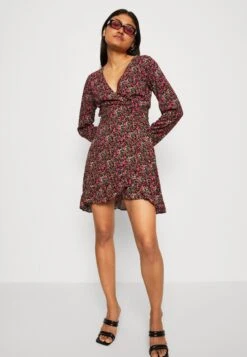 Even&Odd Jurk - Black/Pink -Even&Odd 822430b252c84e0a8c81cb95b98d5072