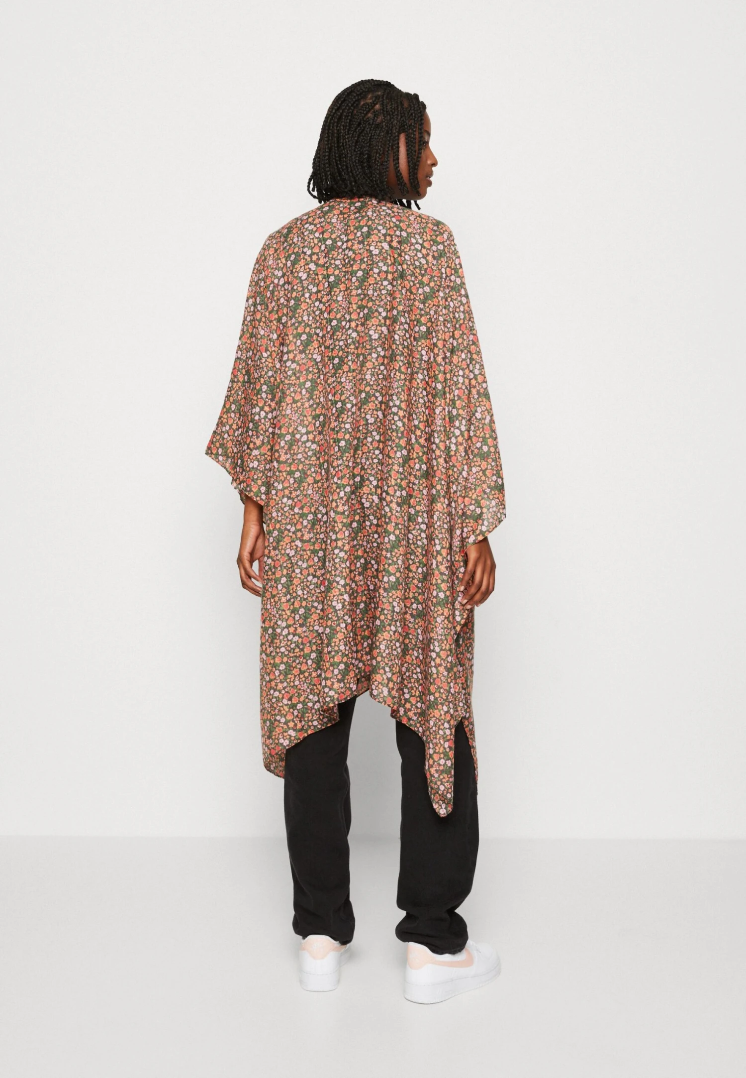 Even&Odd Lichte Jas - Red 5 Even&Odd Lichte Jas - Red - Afbeelding 3