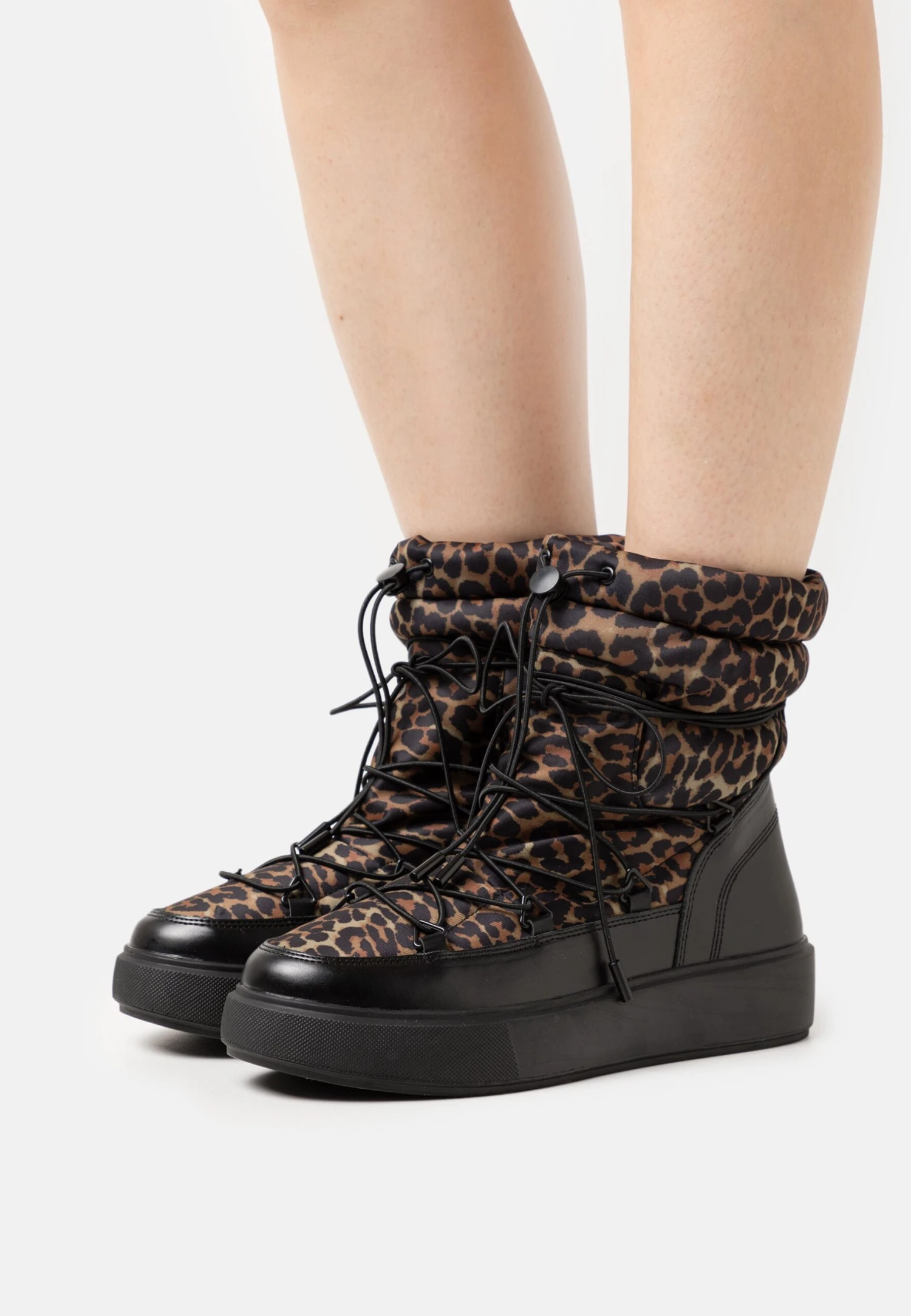 Even&Odd Snow Boot - Enkellaarsjes Met Plateauzool - Multi-Coloured 3 Even&Odd Snow Boot - Enkellaarsjes Met Plateauzool - Multi-Coloured