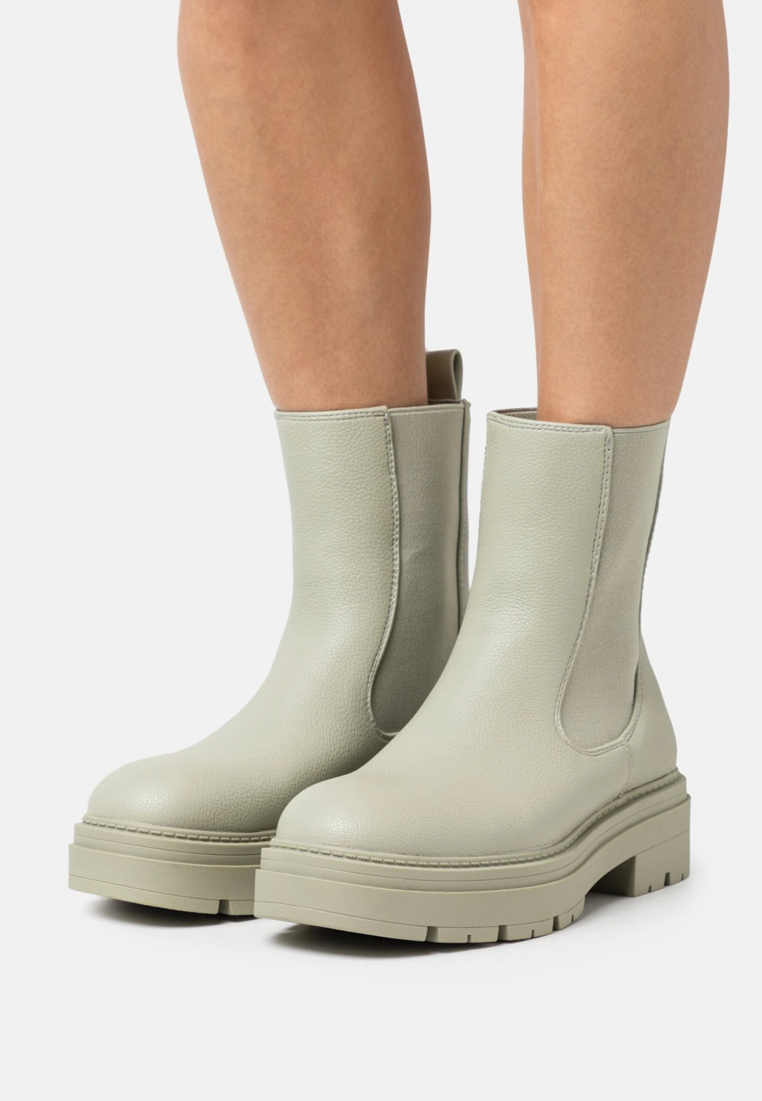 Even&Odd Enkellaarsjes Met Plateauzool - Green 3 Even&Odd Enkellaarsjes Met Plateauzool - Green