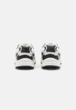Even&Odd Sneakers Laag - Black/Silver -Even&Odd bd599f483a46466788c599ccb302d046