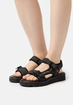 Outdoorsandalen - Black