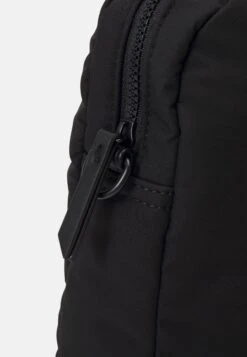 Even&Odd Laptoptas - Black -Even&Odd d268f0e358564052986cdbdee85e9a42