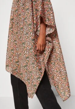 Even&Odd Lichte Jas - Red 13 Even&Odd Lichte Jas - Red -Even&Odd d4a1df55eb0d4c89b0f91c2e39074a50