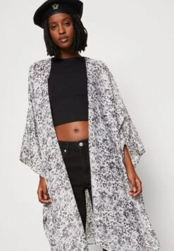 Even&Odd Lichte Jas - Black/White -Even&Odd d7e45237128549798353896576b2fb8b