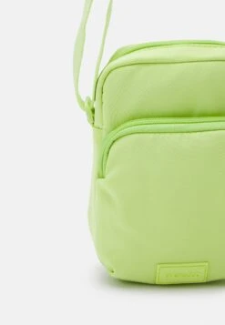 Even&Odd Schoudertas - Green 10 Even&Odd Schoudertas - Green -Even&Odd d87d342ab3b6487cb3cb60982b62e80f