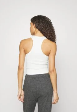 Top - Off-White -Even&Odd de84771a269b4e13b8efc8bbfdfd16df