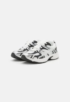 Even&Odd Sneakers Laag - Black/Silver -Even&Odd e458d0bb4a594317b5a08f32c8b77f94