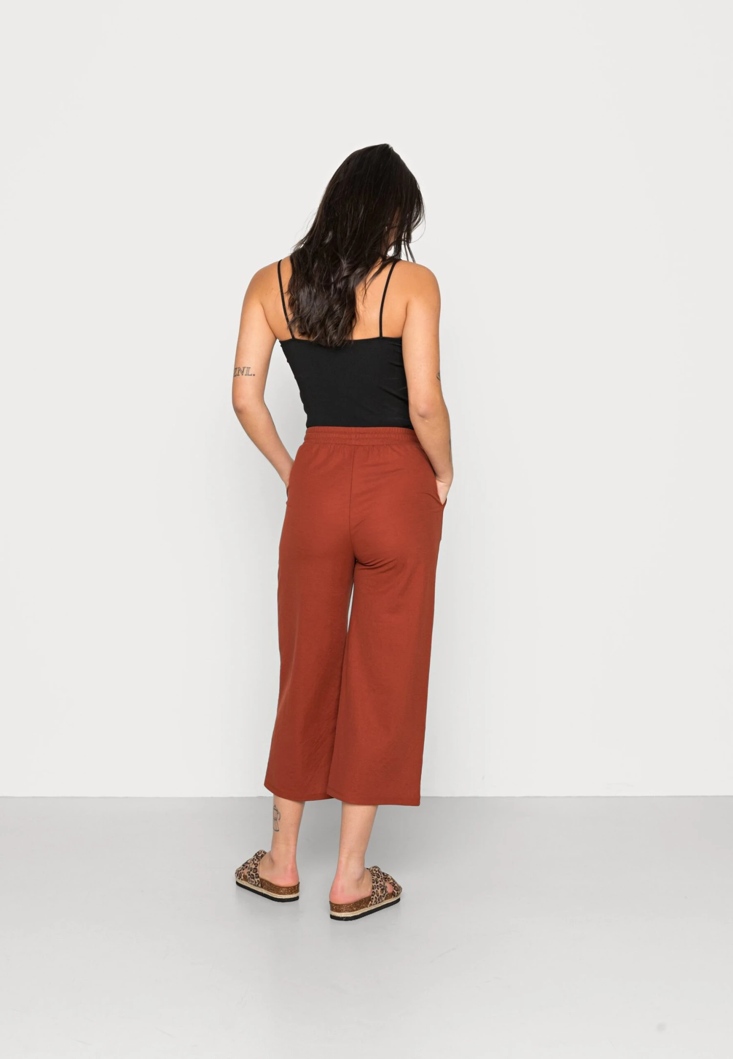 Even&Odd Broek - Red 5 Even&Odd Broek - Red - Afbeelding 3