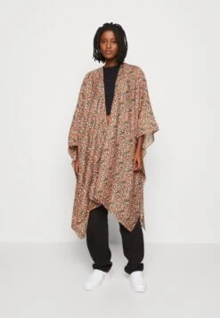 Even&Odd Lichte Jas - Red